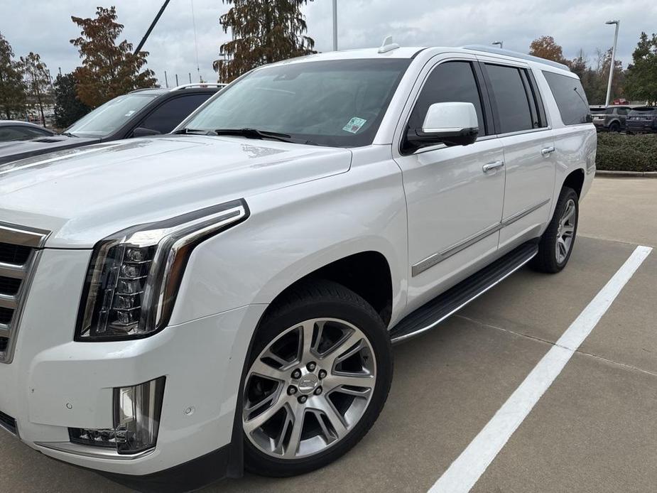 used 2019 Cadillac Escalade ESV car, priced at $36,890