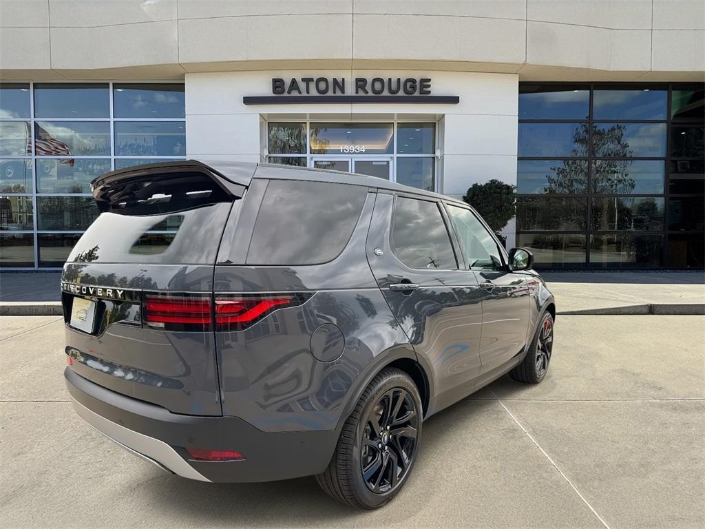 new 2025 Land Rover Discovery car, priced at $66,403