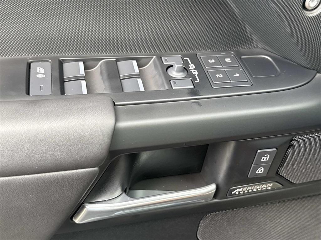 new 2025 Land Rover Defender car, priced at $87,518