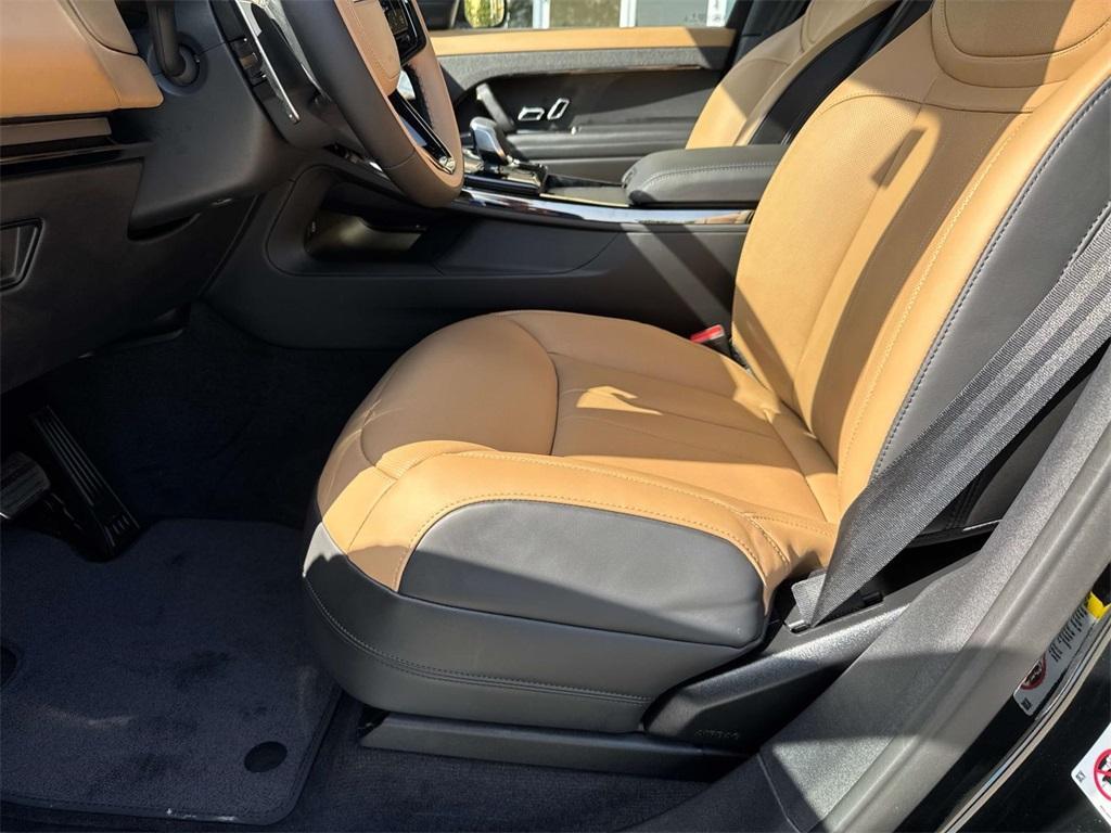new 2025 Land Rover Range Rover Sport car, priced at $123,010