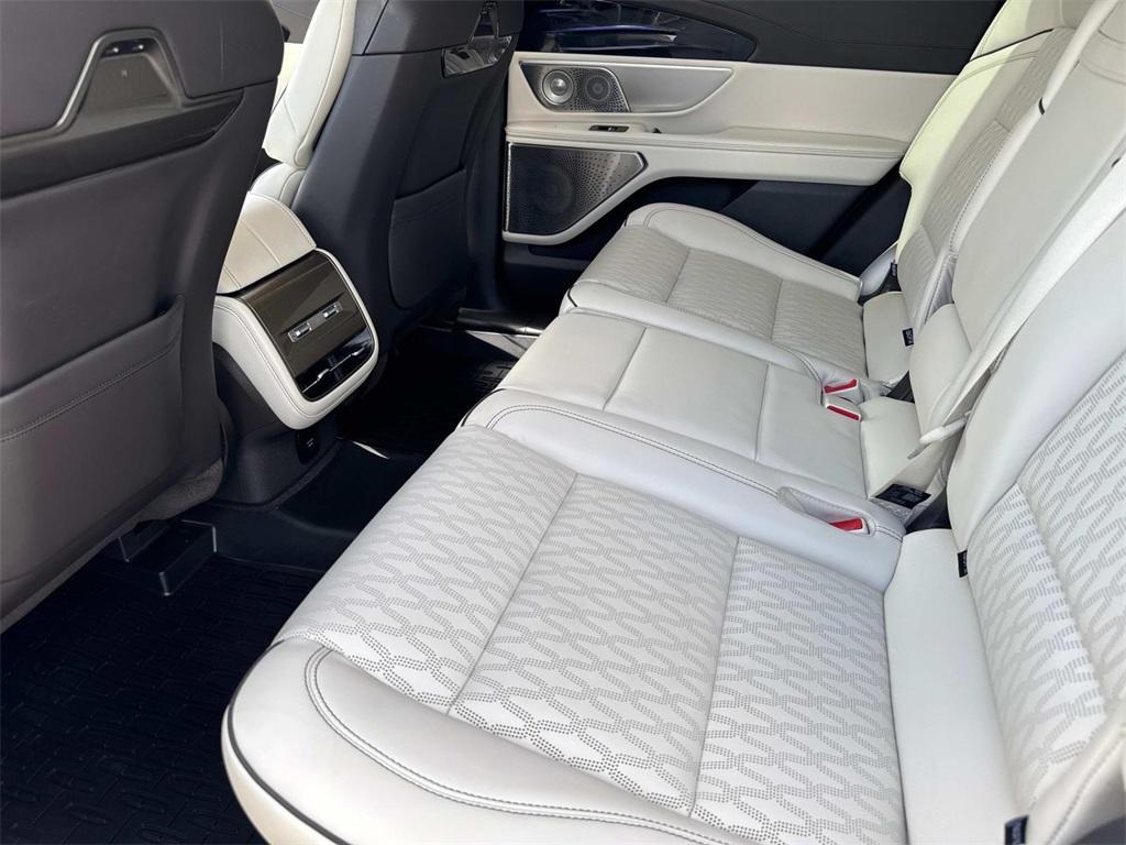 used 2024 Lincoln Nautilus car, priced at $58,690