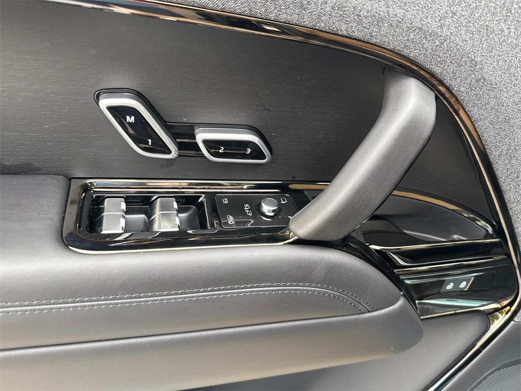 new 2025 Land Rover Range Rover Sport car, priced at $129,770