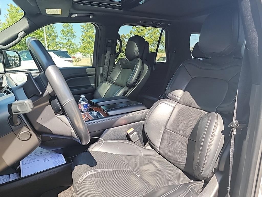 used 2019 Lincoln Navigator car, priced at $37,890