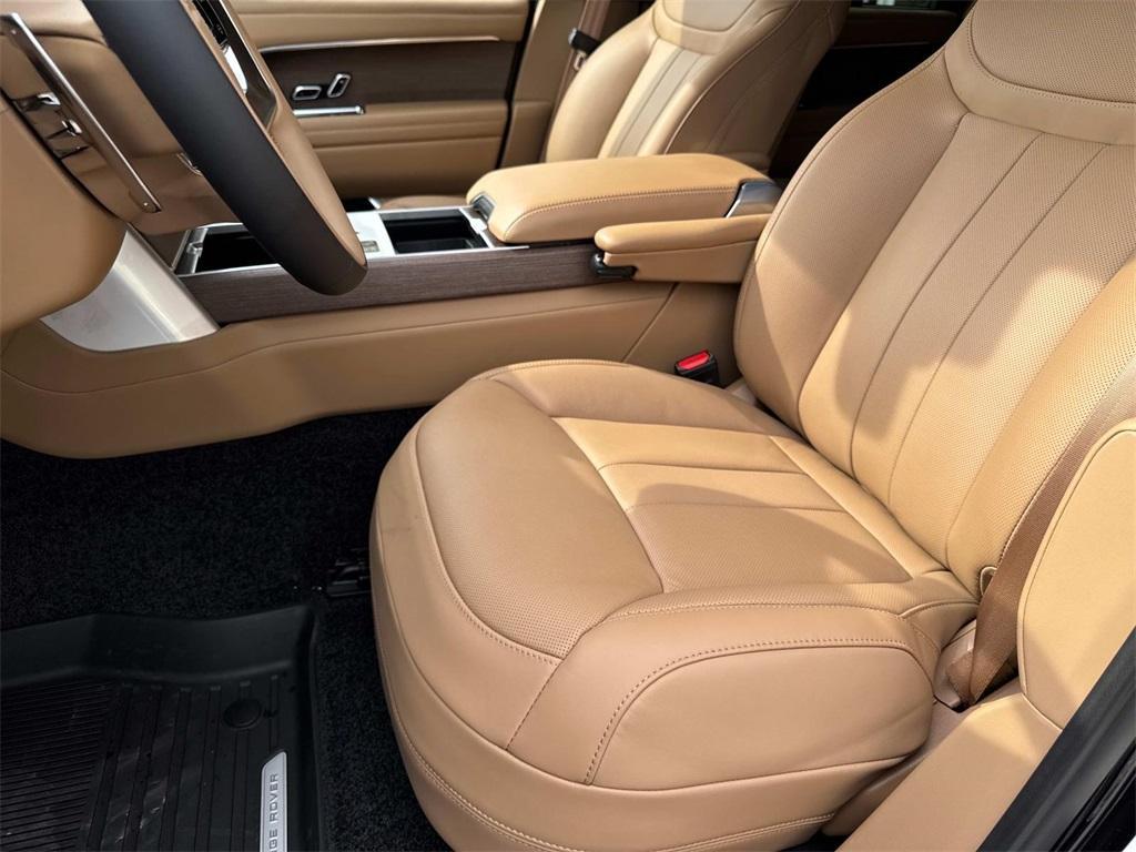 new 2025 Land Rover Range Rover car, priced at $146,085