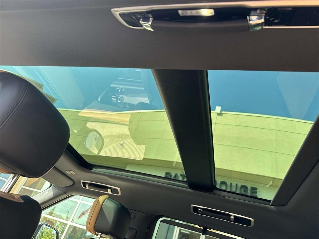 new 2025 Land Rover Range Rover Sport car, priced at $123,880
