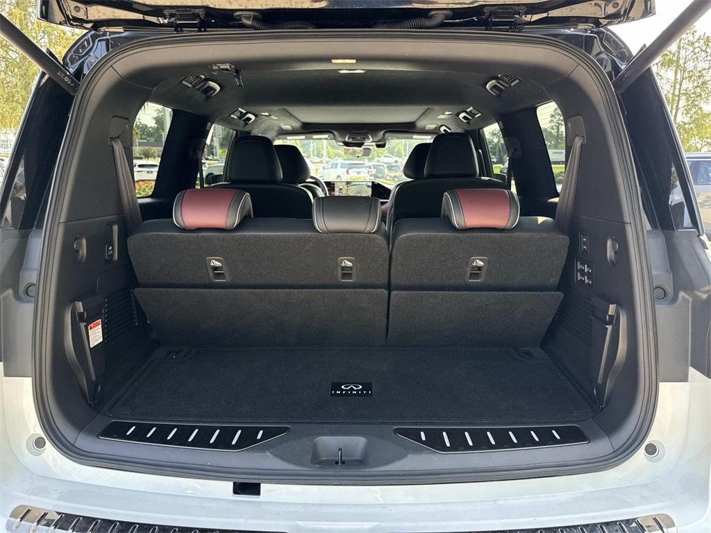used 2025 INFINITI QX80 car, priced at $90,862
