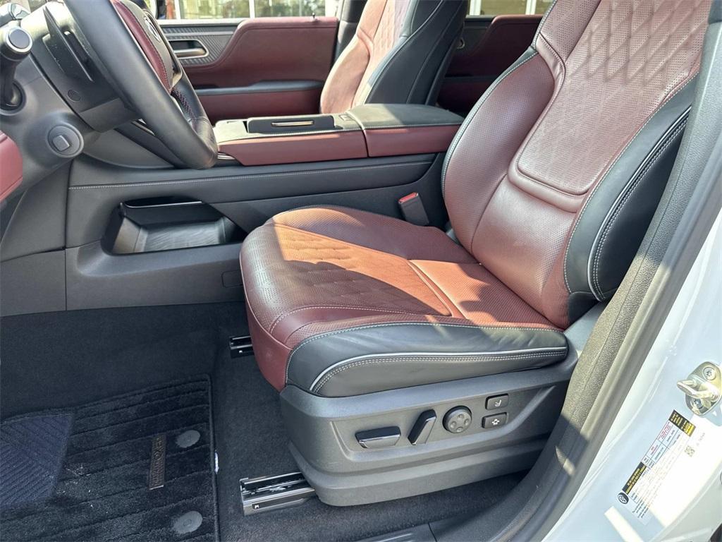 used 2025 INFINITI QX80 car, priced at $90,862