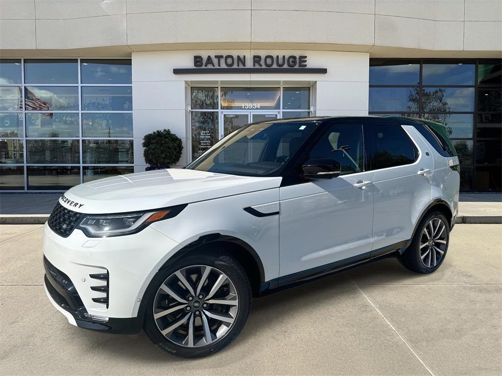 new 2025 Land Rover Discovery car, priced at $73,903