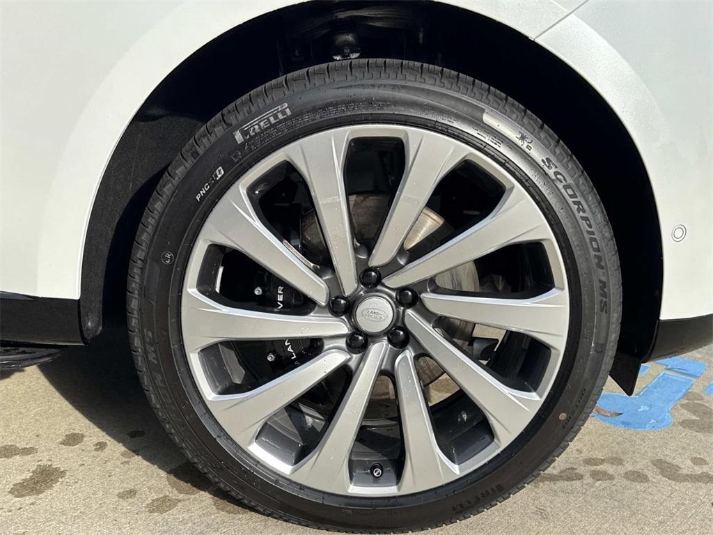 new 2025 Land Rover Range Rover car, priced at $136,105
