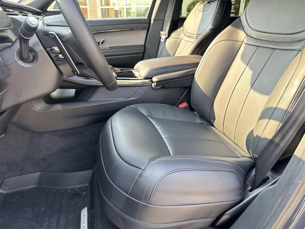 new 2025 Land Rover Range Rover Sport car, priced at $92,240
