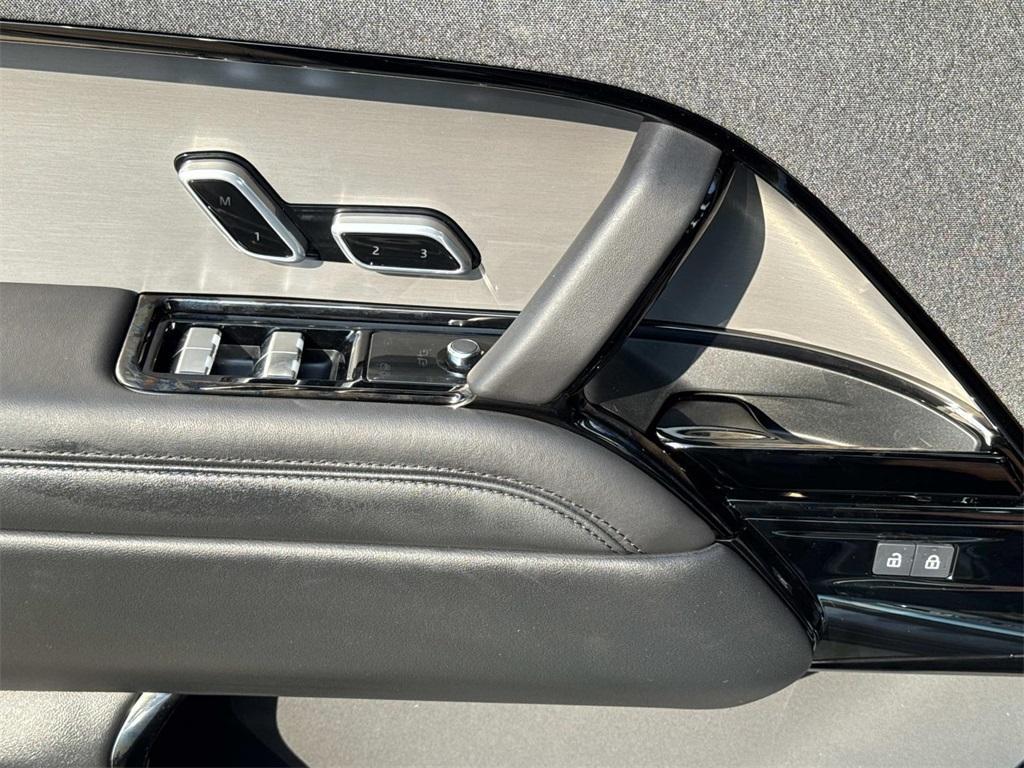 new 2025 Land Rover Range Rover Sport car, priced at $92,240