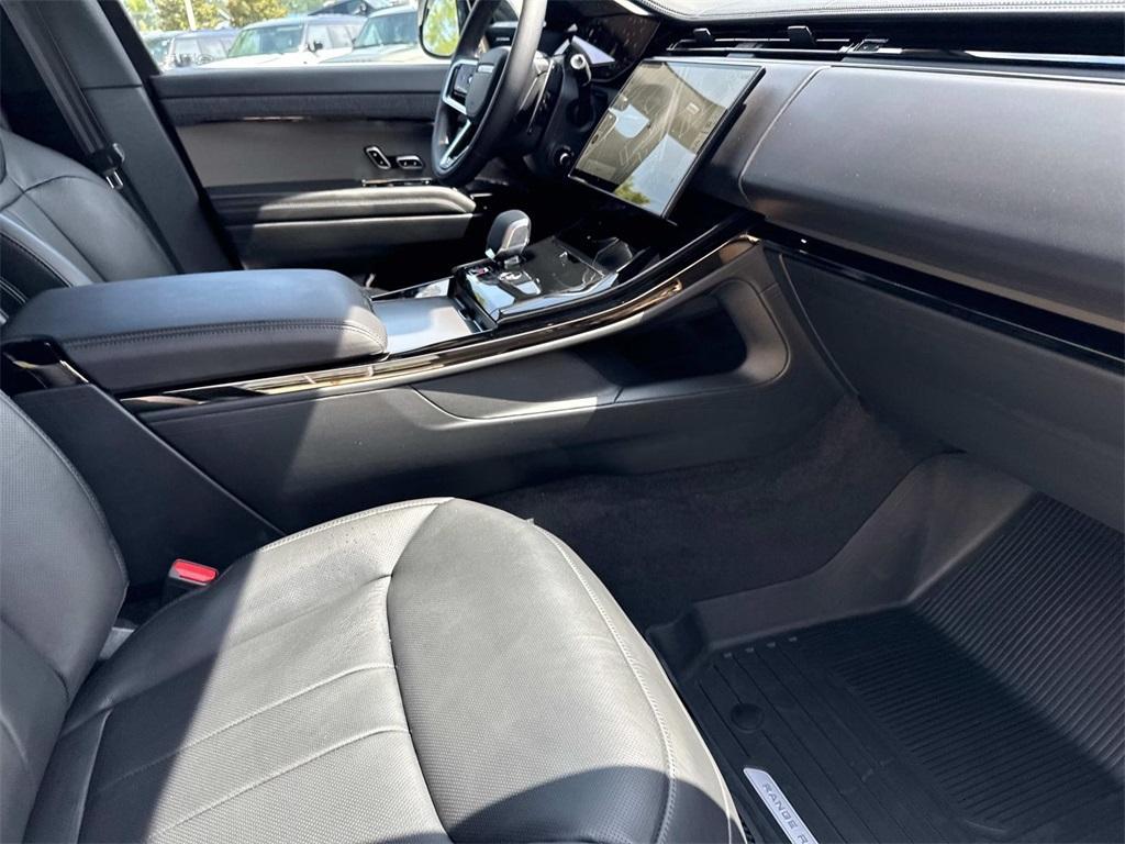 new 2025 Land Rover Range Rover Sport car, priced at $87,095