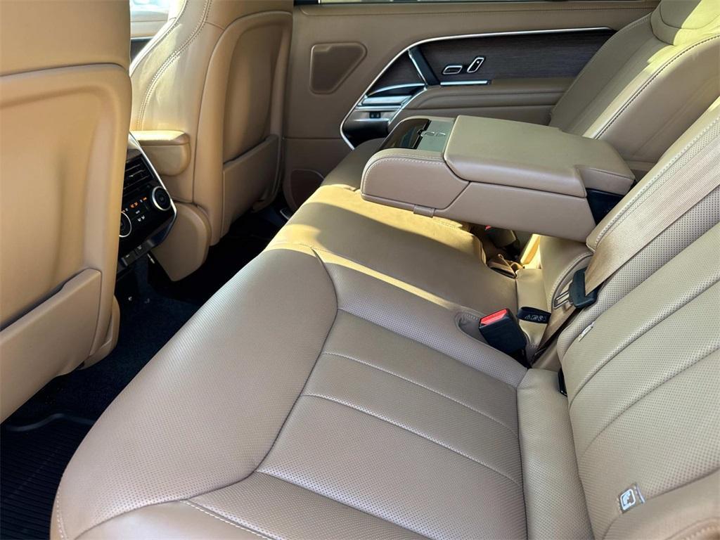 new 2025 Land Rover Range Rover car, priced at $132,860