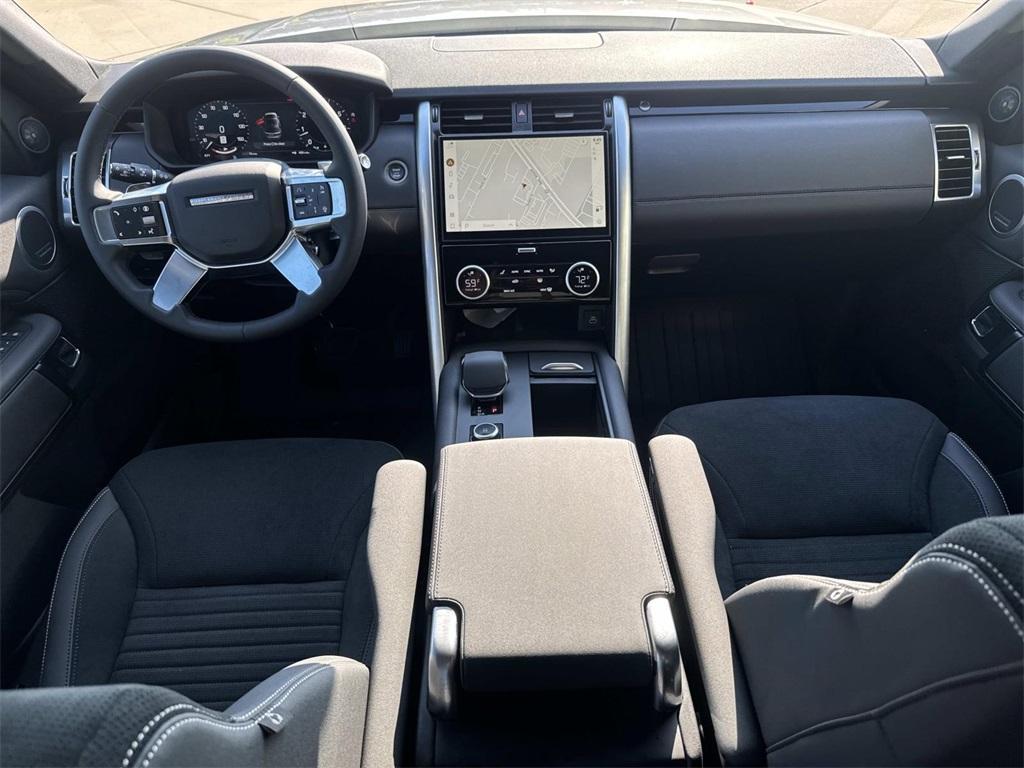 new 2025 Land Rover Discovery car, priced at $67,378