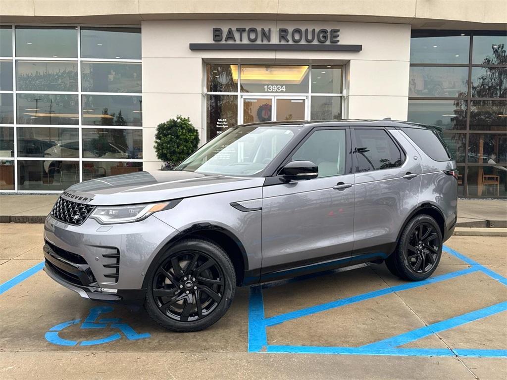 new 2025 Land Rover Discovery car, priced at $76,643