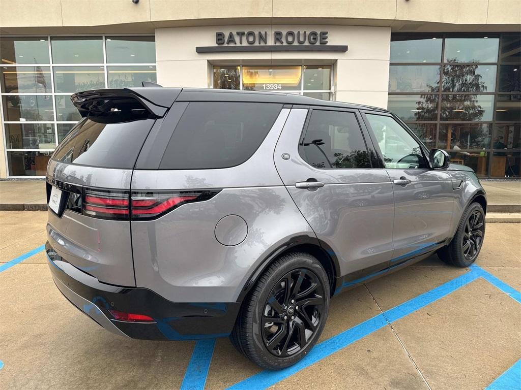 new 2025 Land Rover Discovery car, priced at $76,643