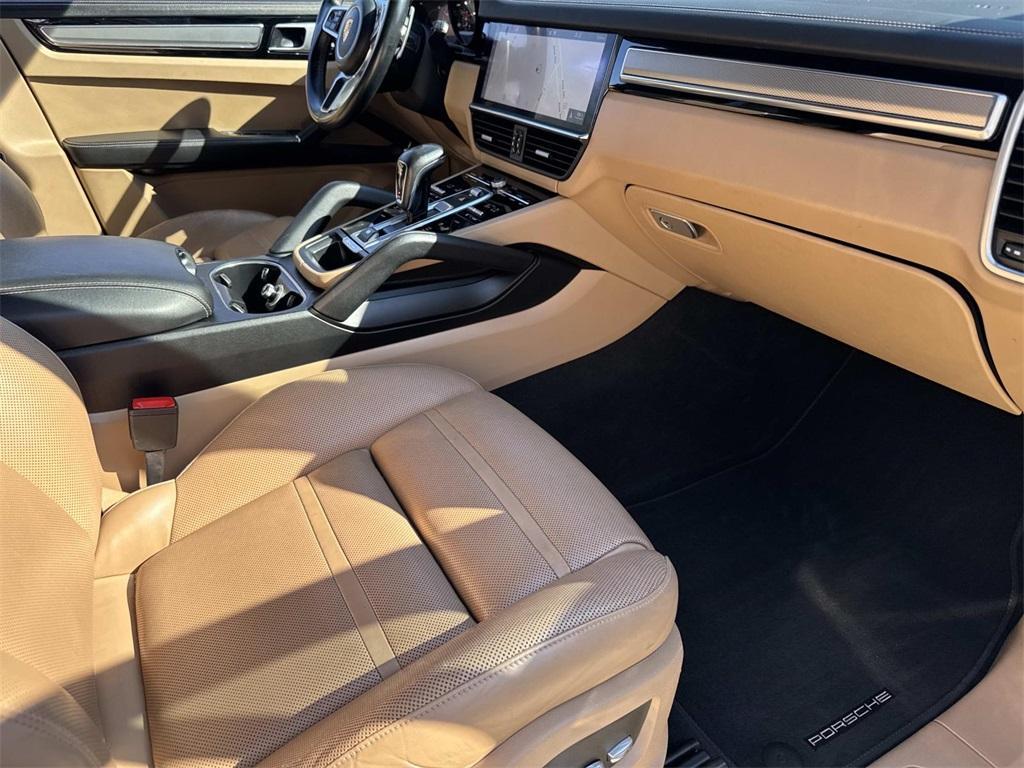 used 2019 Porsche Cayenne car, priced at $34,490