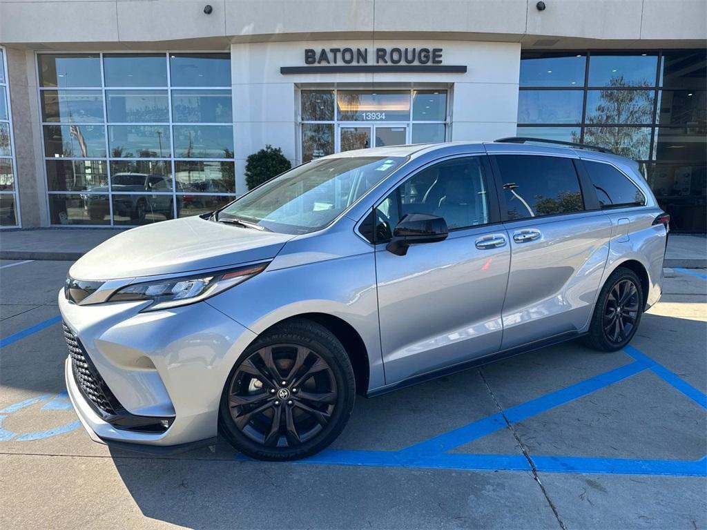 used 2023 Toyota Sienna car, priced at $46,890