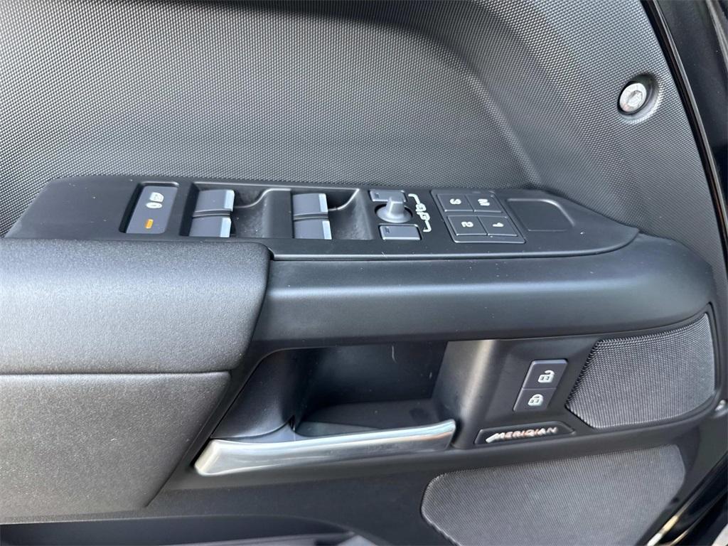 new 2025 Land Rover Defender car, priced at $75,348