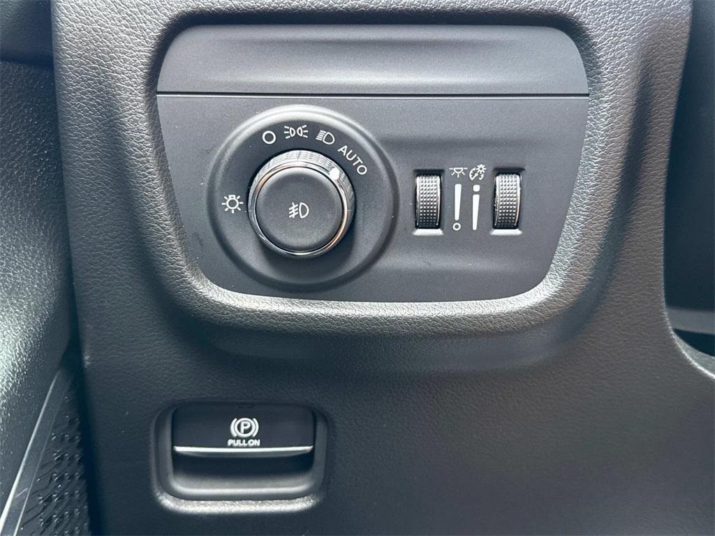 used 2024 Jeep Grand Cherokee L car, priced at $54,290