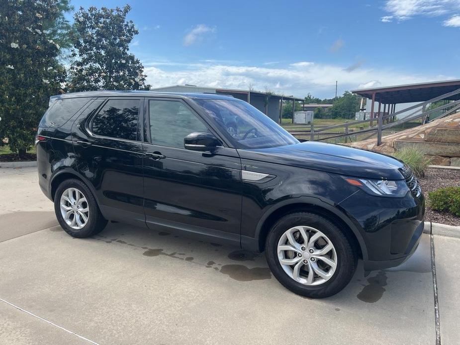 used 2018 Land Rover Discovery car, priced at $21,990