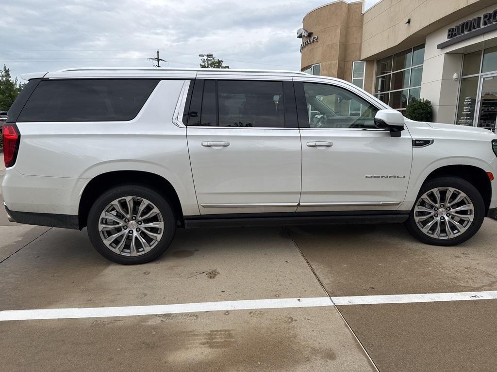 used 2022 GMC Yukon XL car, priced at $42,150
