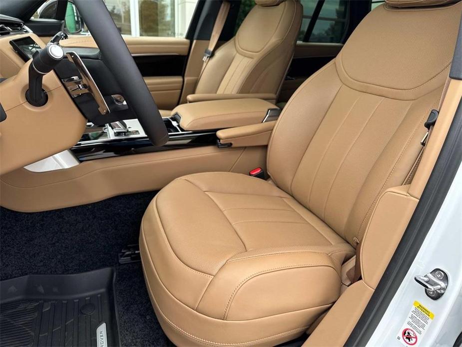 new 2025 Land Rover Range Rover car, priced at $146,665