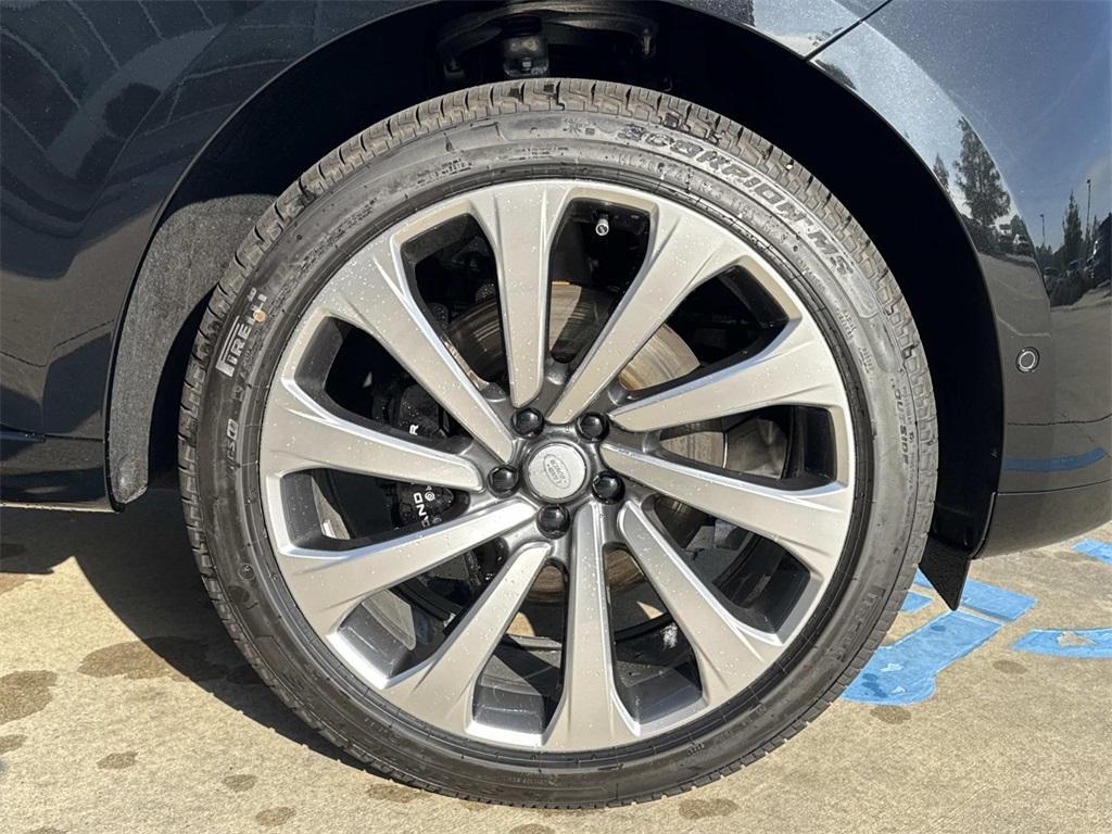 new 2025 Land Rover Range Rover car, priced at $128,155