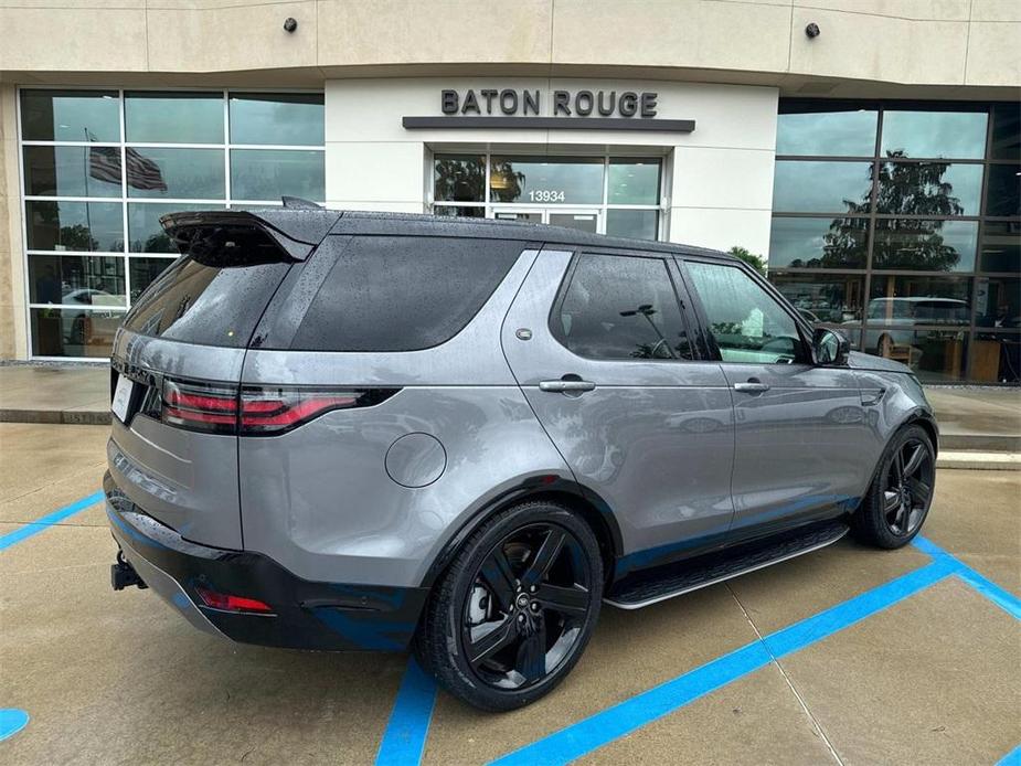 new 2025 Land Rover Discovery car, priced at $83,988