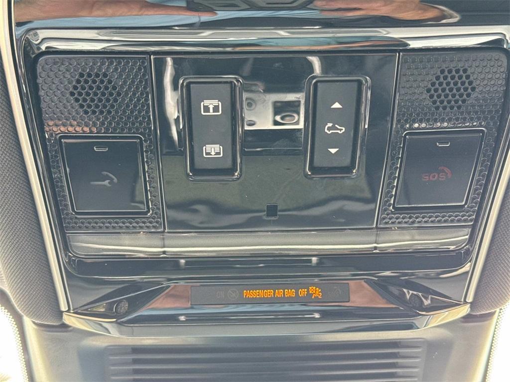 used 2023 Land Rover Range Rover car, priced at $97,888