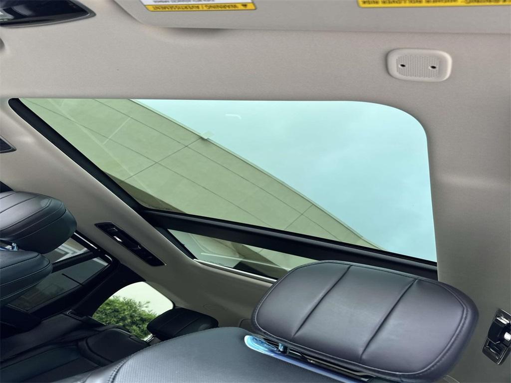 new 2025 Land Rover Range Rover car, priced at $147,385
