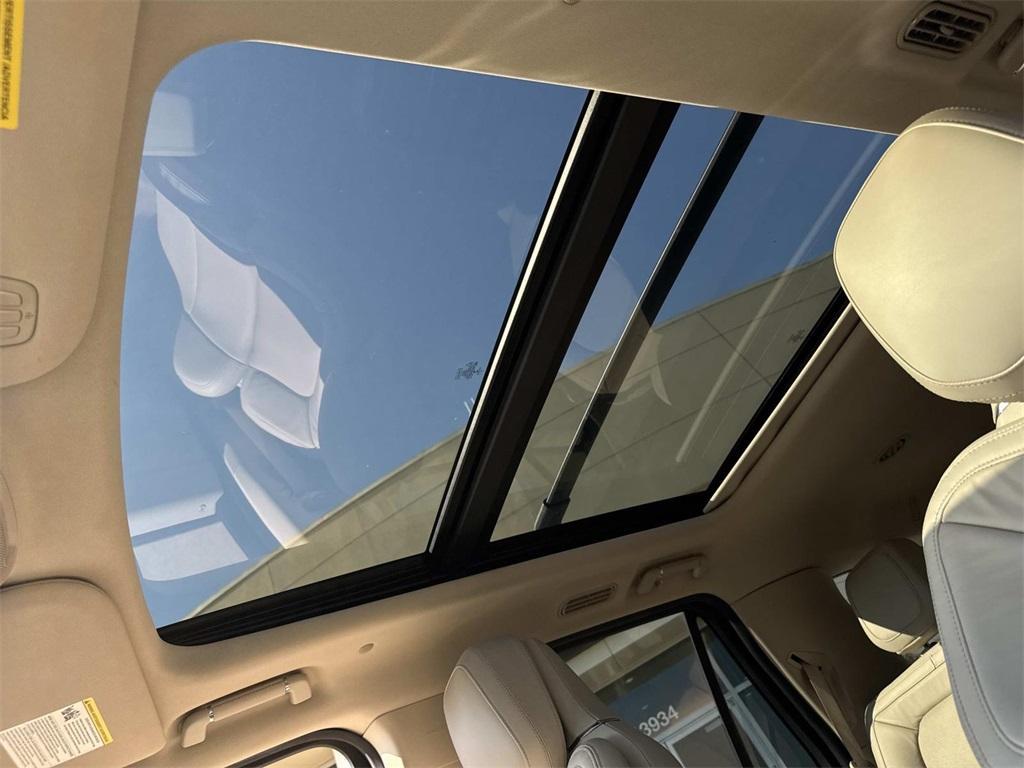 used 2021 Lincoln Navigator car, priced at $45,780