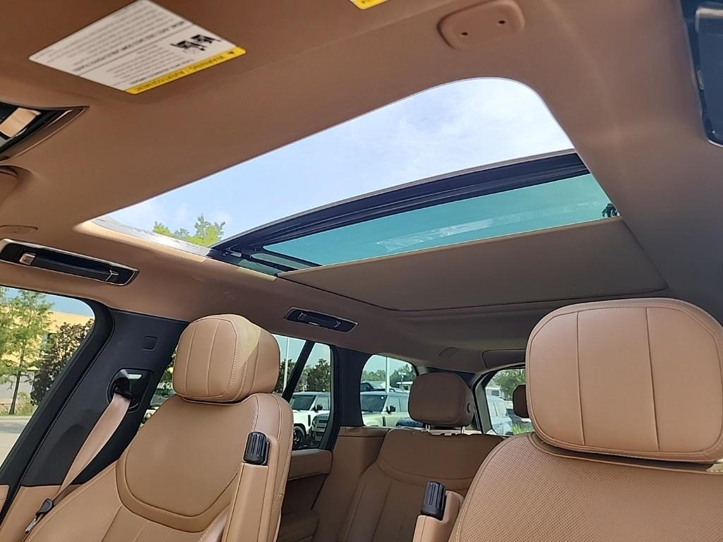used 2023 Land Rover Range Rover car, priced at $99,888