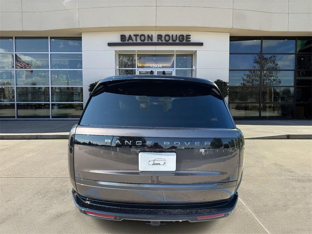 new 2025 Land Rover Range Rover car, priced at $152,540