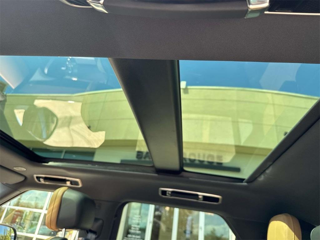 new 2025 Land Rover Range Rover Sport car, priced at $100,880