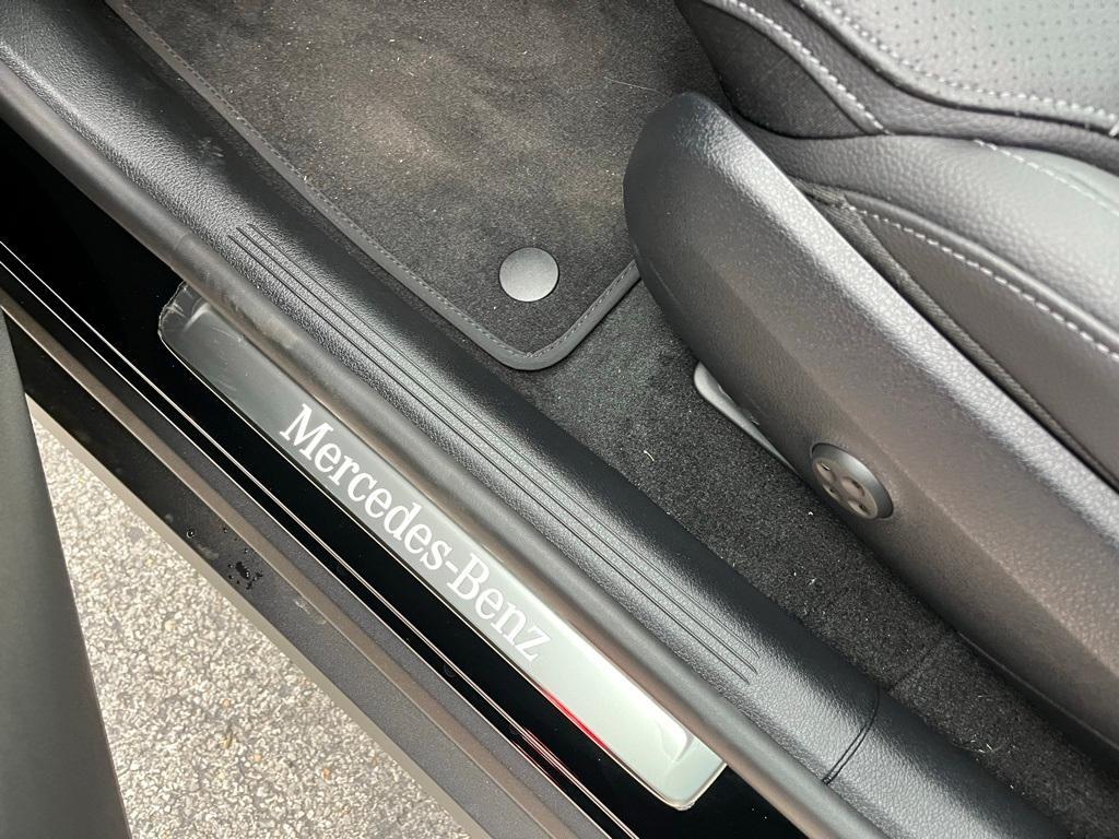 used 2025 Mercedes-Benz GLC 300 car, priced at $55,500