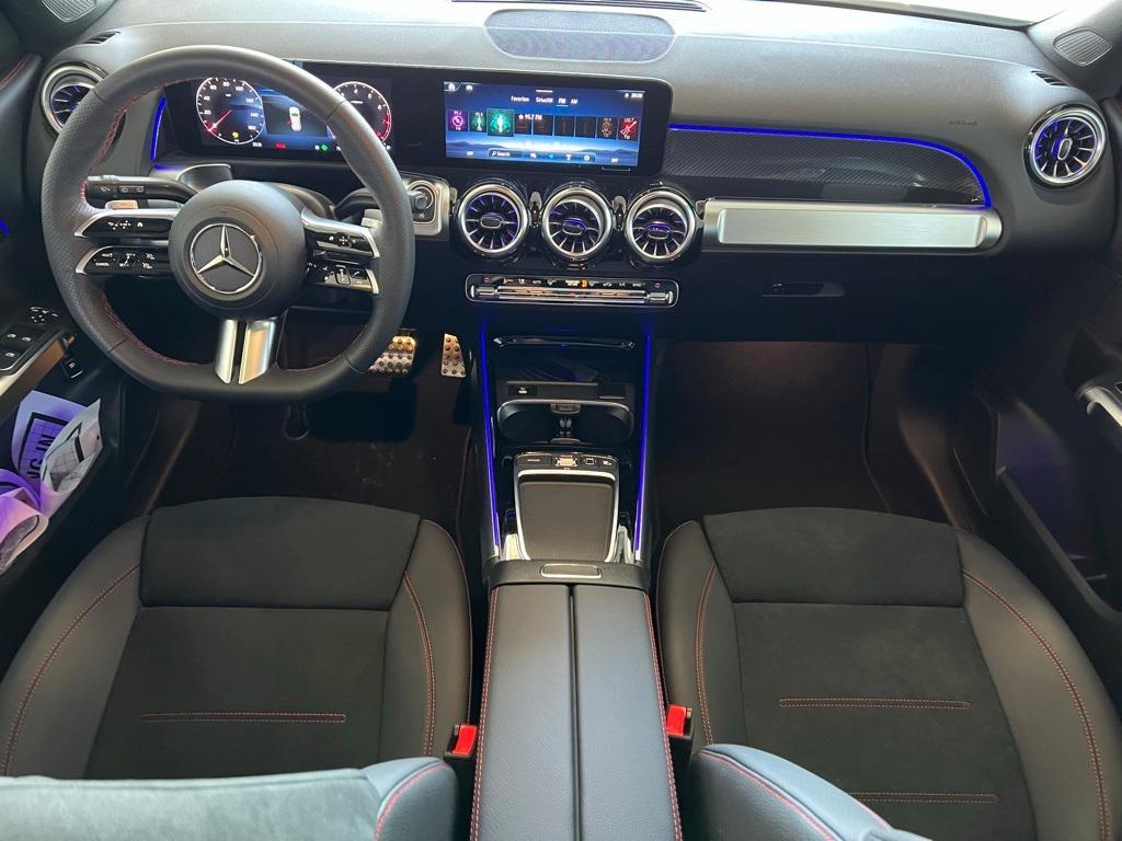 new 2025 Mercedes-Benz GLB 250 car, priced at $55,860