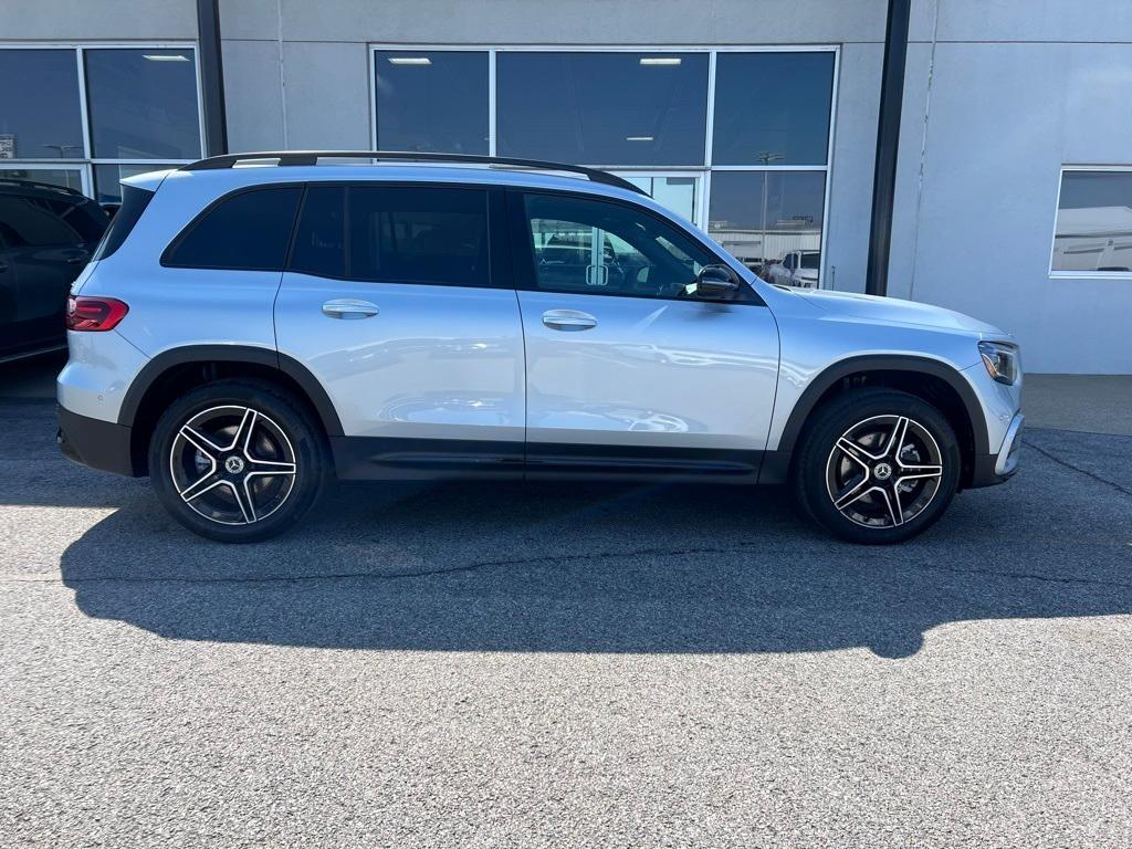 new 2025 Mercedes-Benz GLB 250 car, priced at $55,860