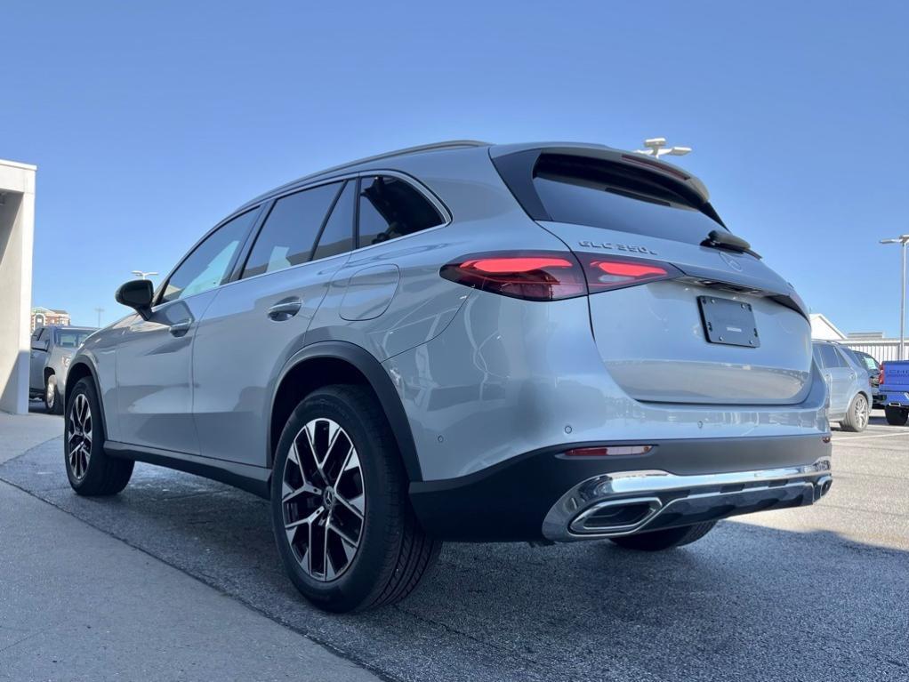 new 2025 Mercedes-Benz GLC 350e car, priced at $68,965