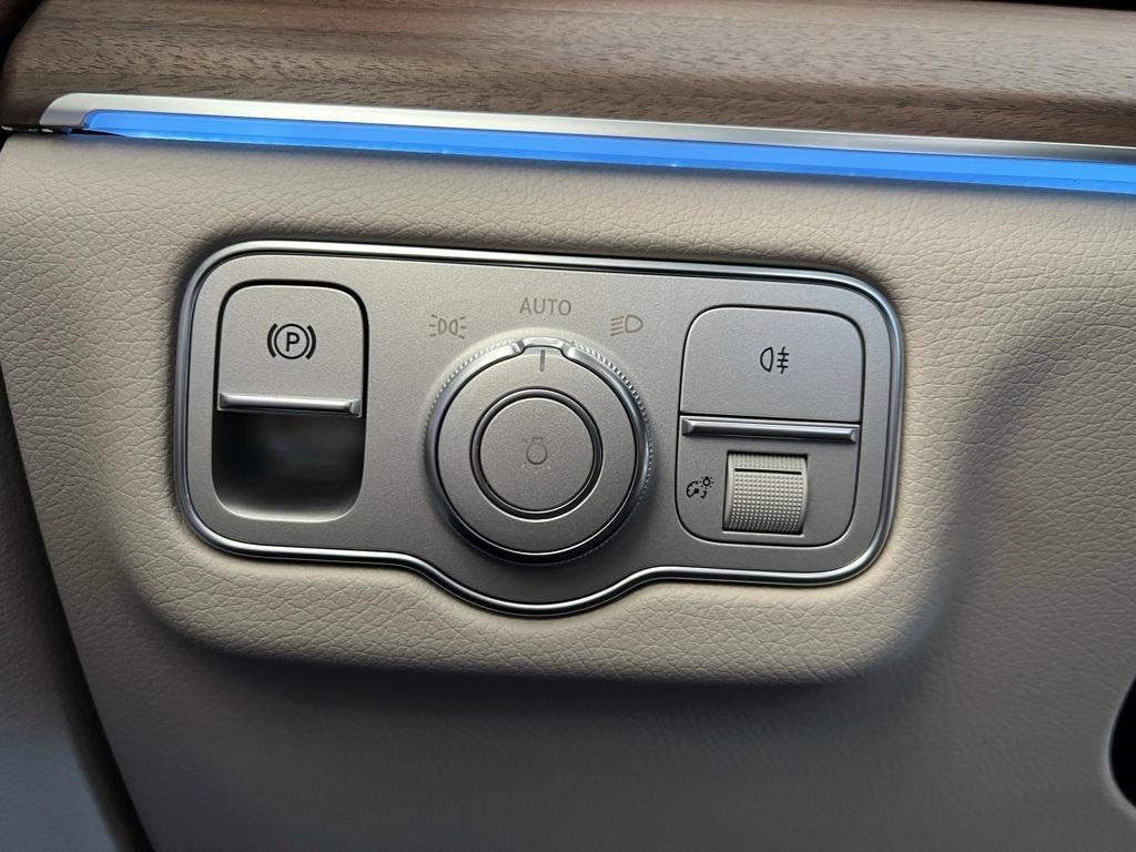 new 2025 Mercedes-Benz GLS 450 car, priced at $91,775