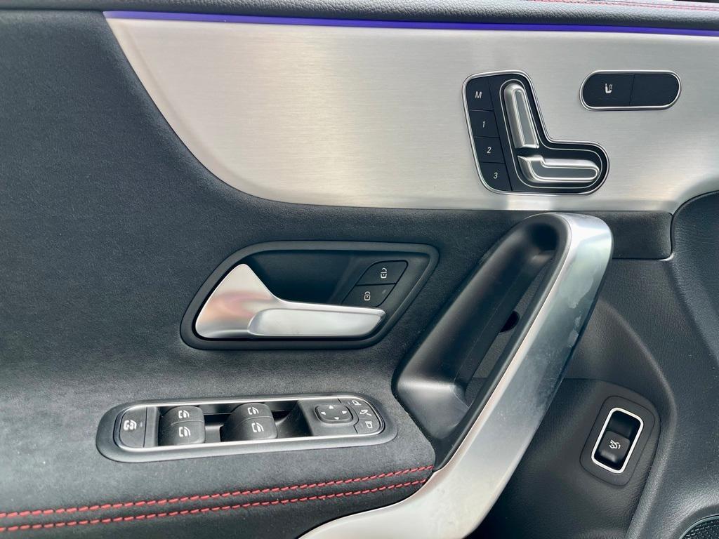 new 2025 Mercedes-Benz CLA 250 car, priced at $52,775