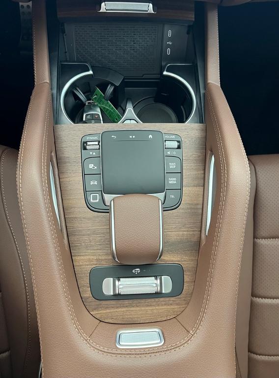 new 2025 Mercedes-Benz GLS 450 car, priced at $96,760