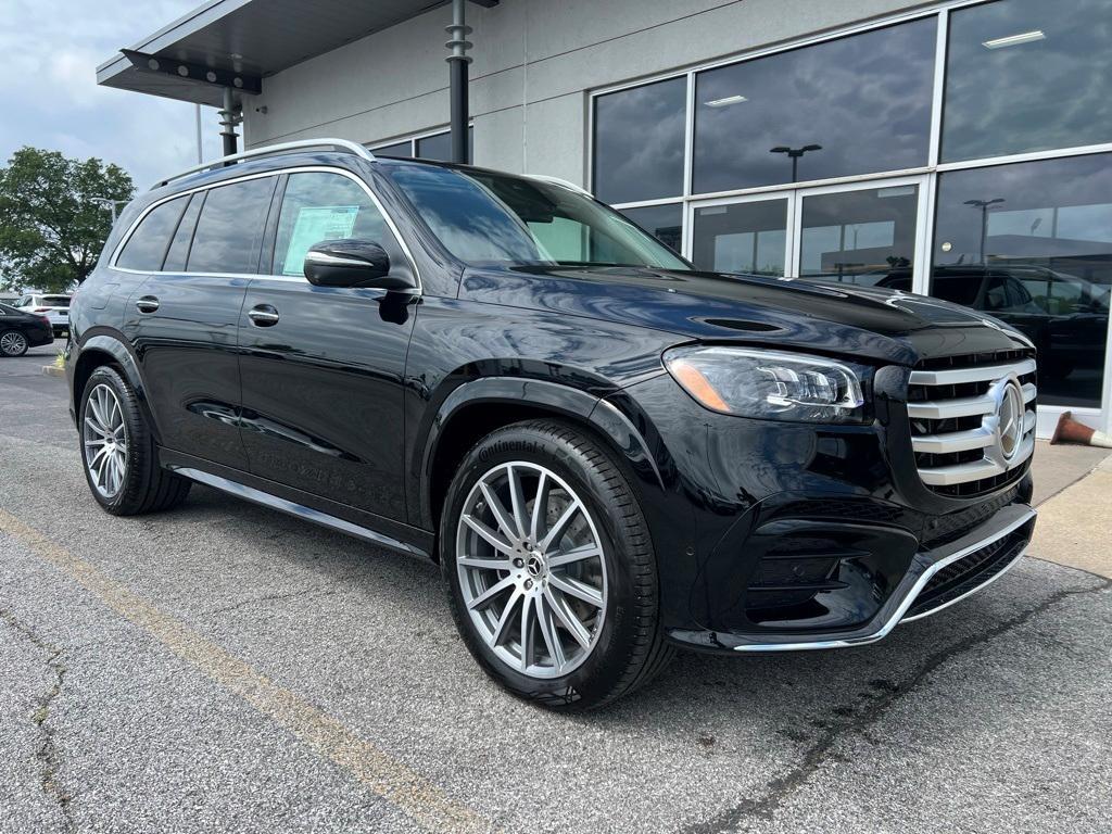 new 2025 Mercedes-Benz GLS 450 car, priced at $96,760