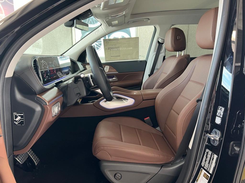 new 2025 Mercedes-Benz GLS 450 car, priced at $96,760