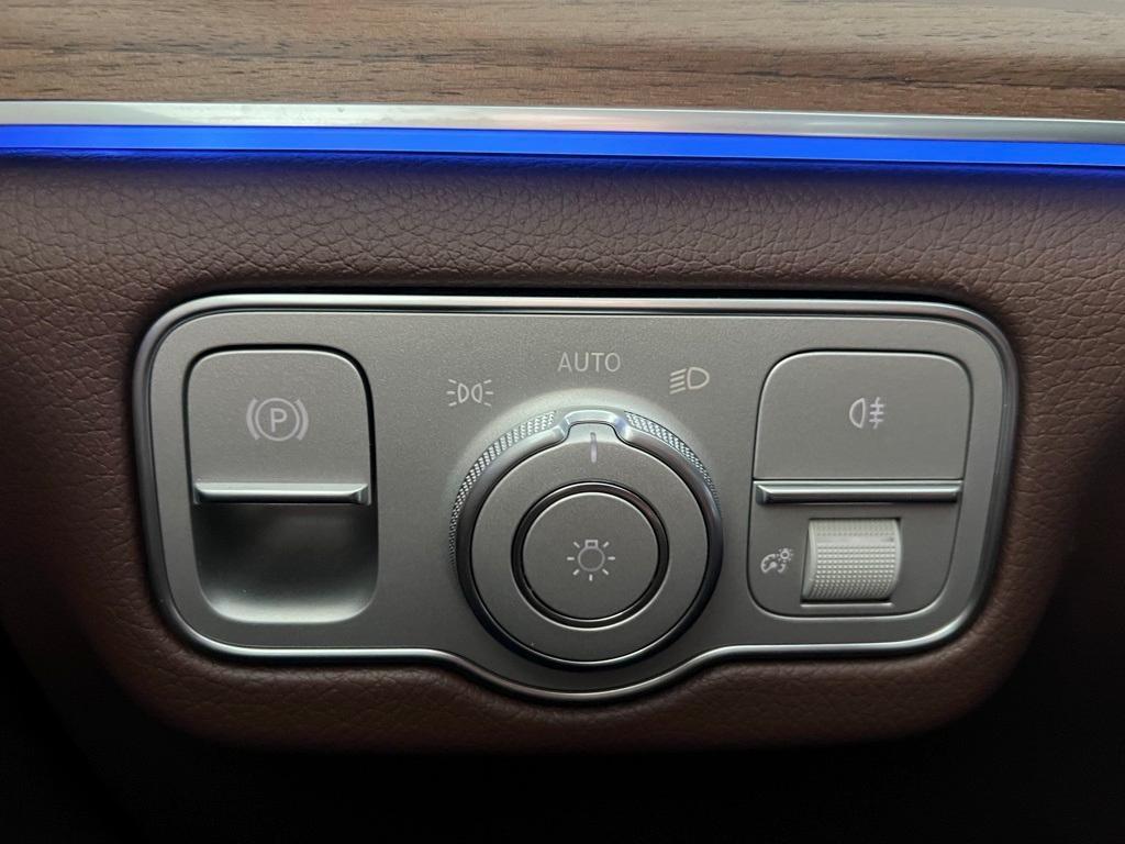 new 2025 Mercedes-Benz GLS 450 car, priced at $96,760