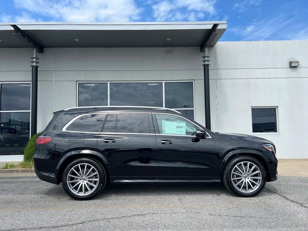 new 2025 Mercedes-Benz GLS 450 car, priced at $96,760