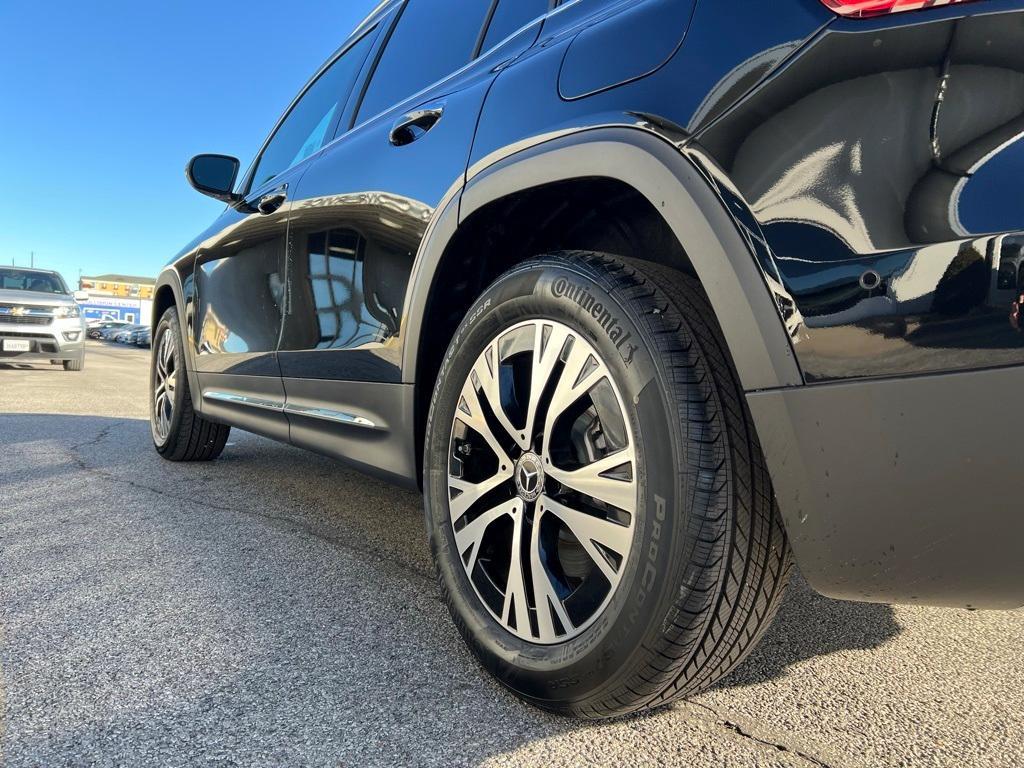 used 2025 Mercedes-Benz GLB 250 car, priced at $51,095