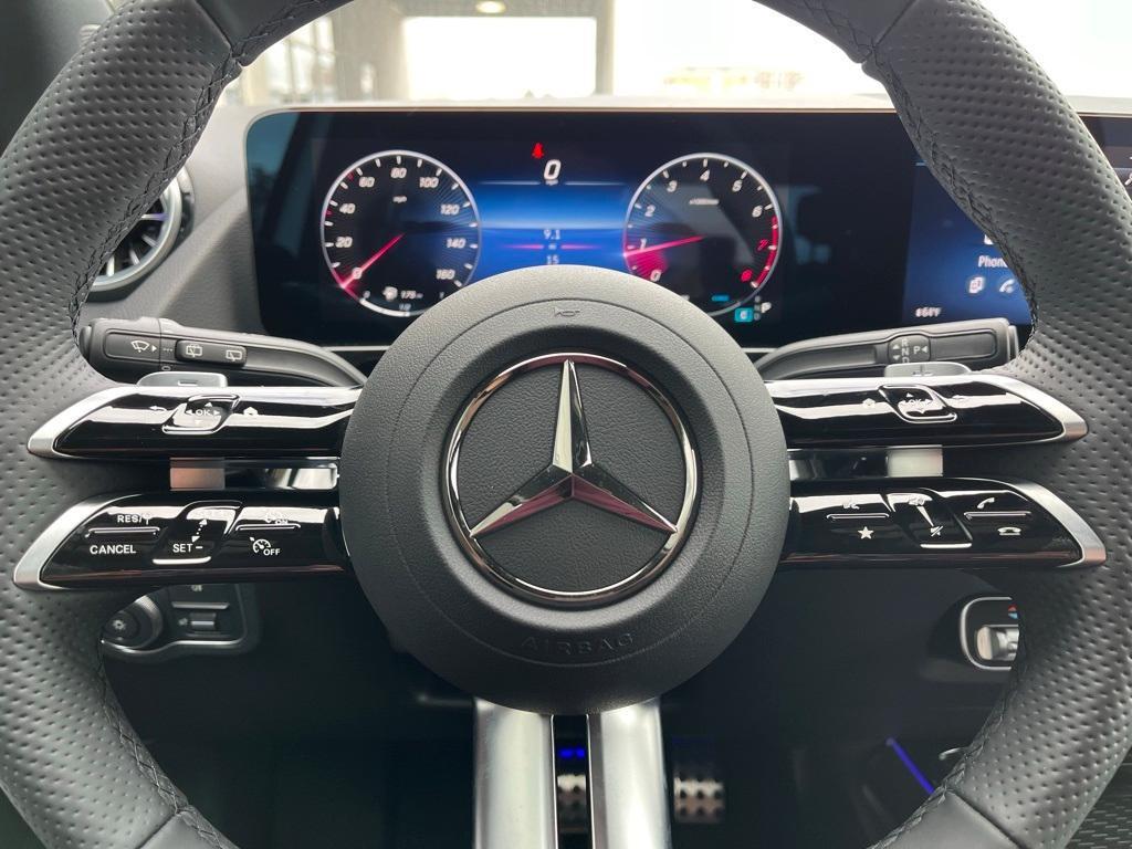 new 2025 Mercedes-Benz GLA 250 car, priced at $52,235