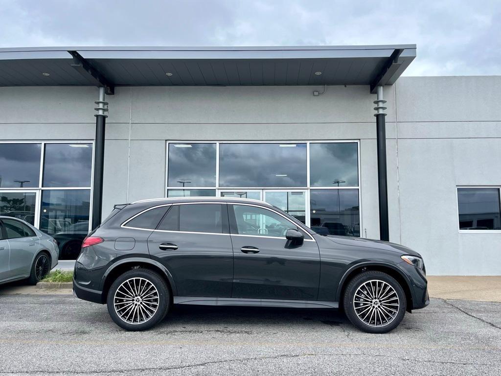 new 2025 Mercedes-Benz GLC 300 car, priced at $62,805