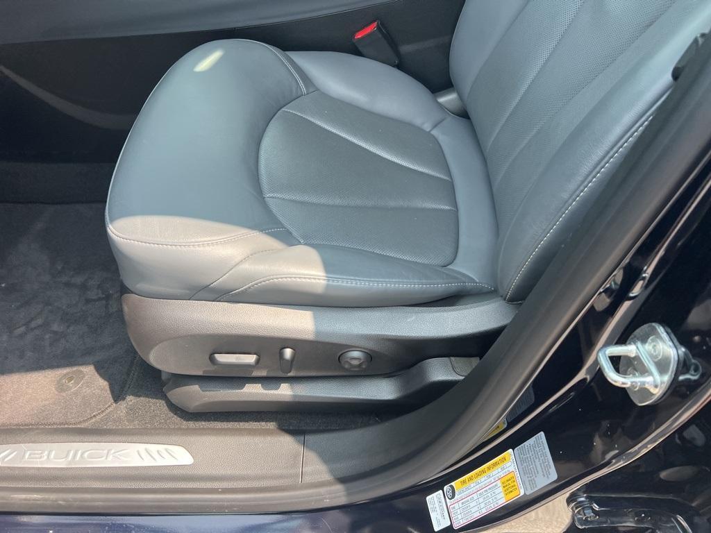 used 2020 Buick Envision car, priced at $25,499